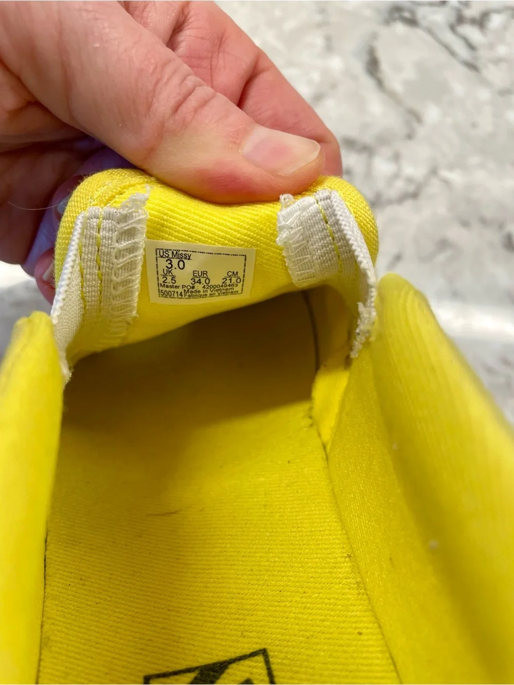 VANS CLASSIC Slip On Checkerboard Cyber Yellow Sneakers Missy Kid/Teen Size 3